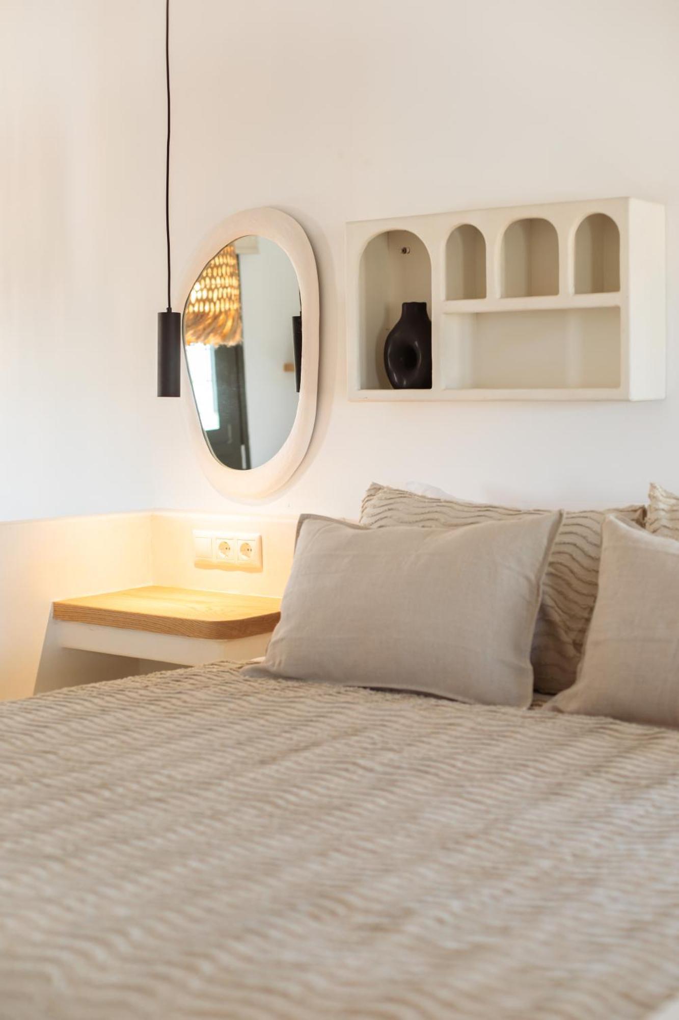 Silvair Iii By Silvernoses, Mykonos *