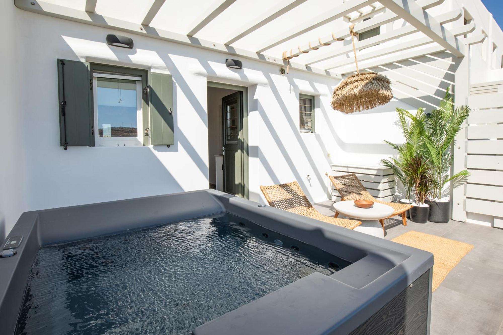 Silvair Iii By Silvernoses, Mykonos *